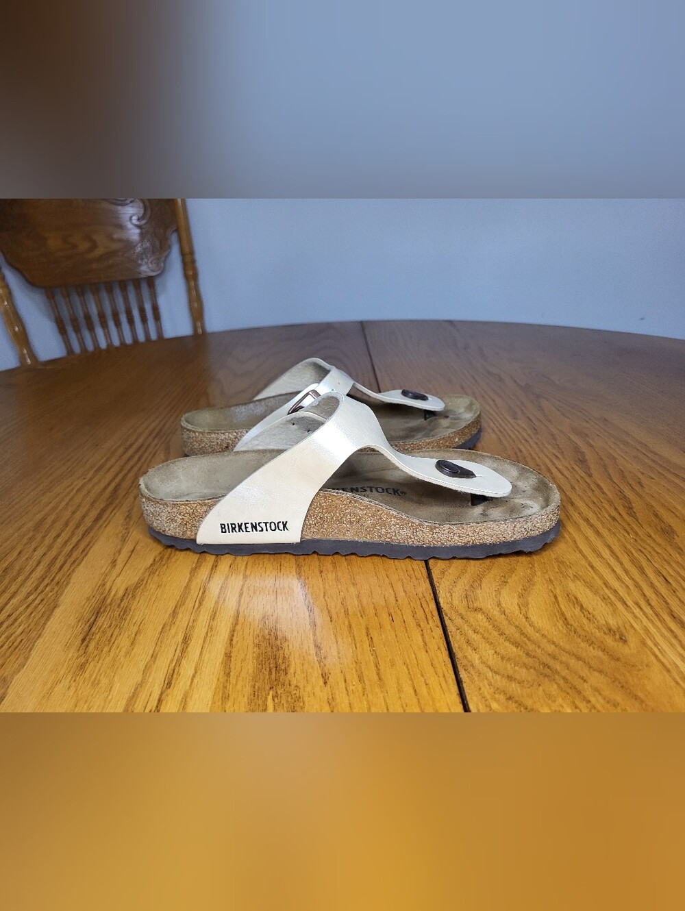 ✨️Birkenstock Pearl White Gizeh Sandals sz 38